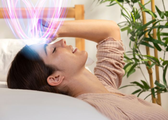 Infrared lamp therapy vs portable infrared sauna therapy for muscle pain